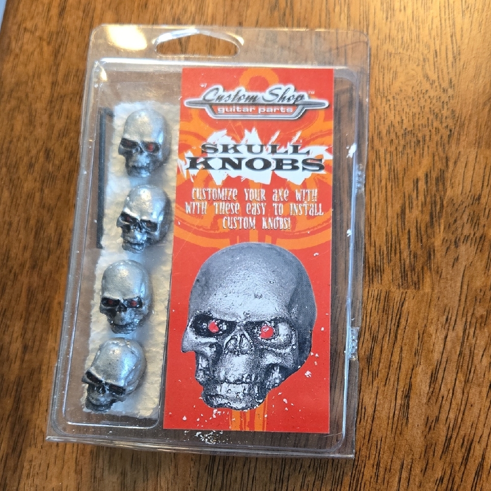 Custom Shop Skull Guitar Knobs